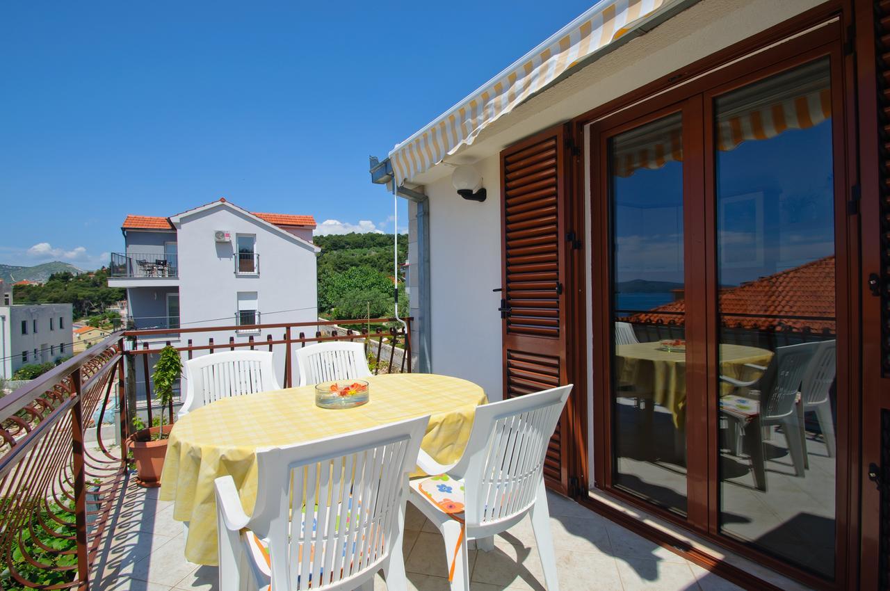 Hella Apartments Trogir Eksteriør billede